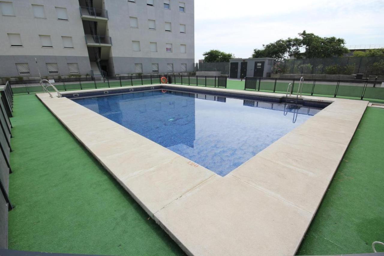 בורמוחוס Lovely Apartment Sevilla Azahar Parking מראה חיצוני תמונה
