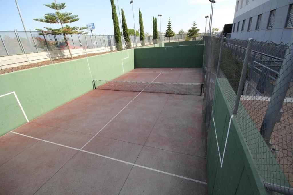 בורמוחוס Lovely Apartment Sevilla Azahar Parking מראה חיצוני תמונה