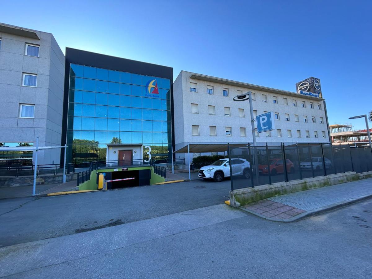 בורמוחוס Lovely Apartment Sevilla Azahar Parking מראה חיצוני תמונה